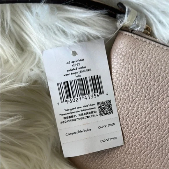 Kate Spade New York Leila Pebbled Leather Warm Beige Wristlet 8 x 5 - Picture 2 of 6